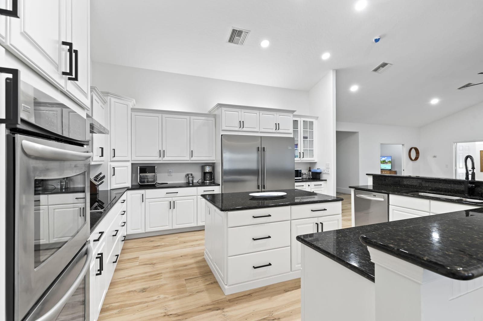 8135 White Fences Lane, Vero Beach, FL 32968 photo 18