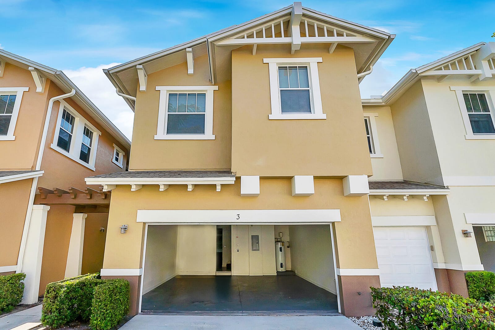 601 Pacific Grove Drive 3, West Palm Beach, FL 33401
