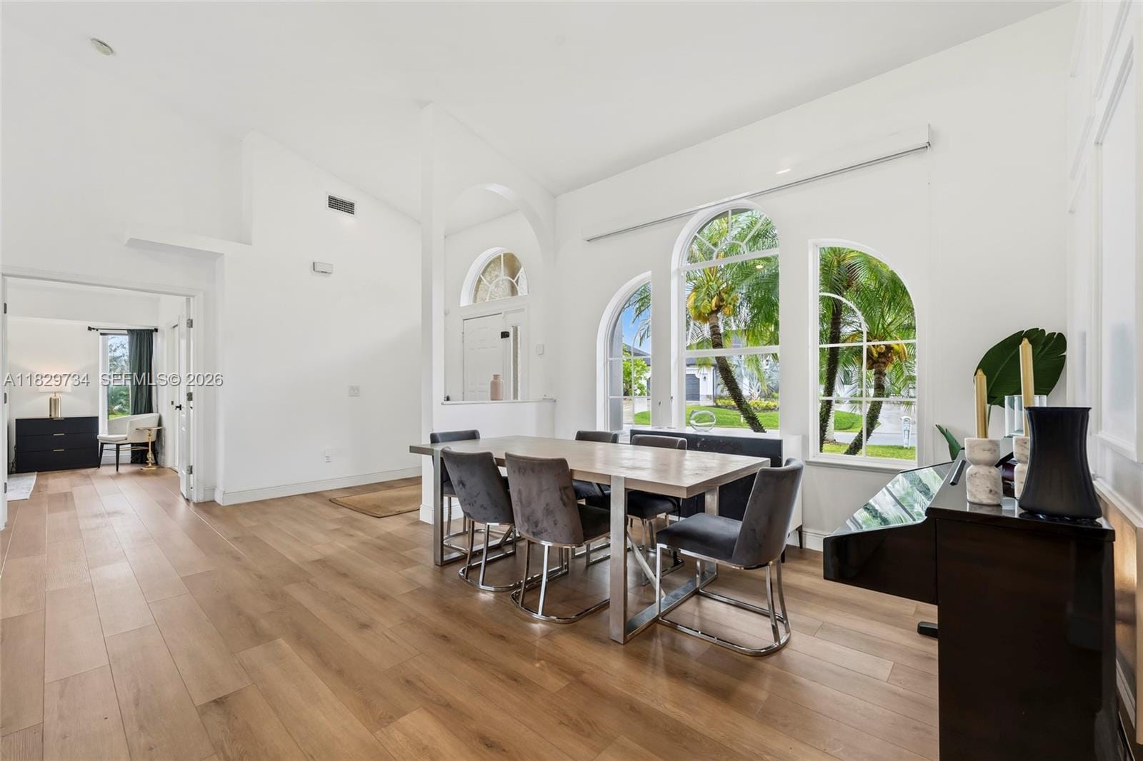 2055 SW Aaron Lane — photo 8