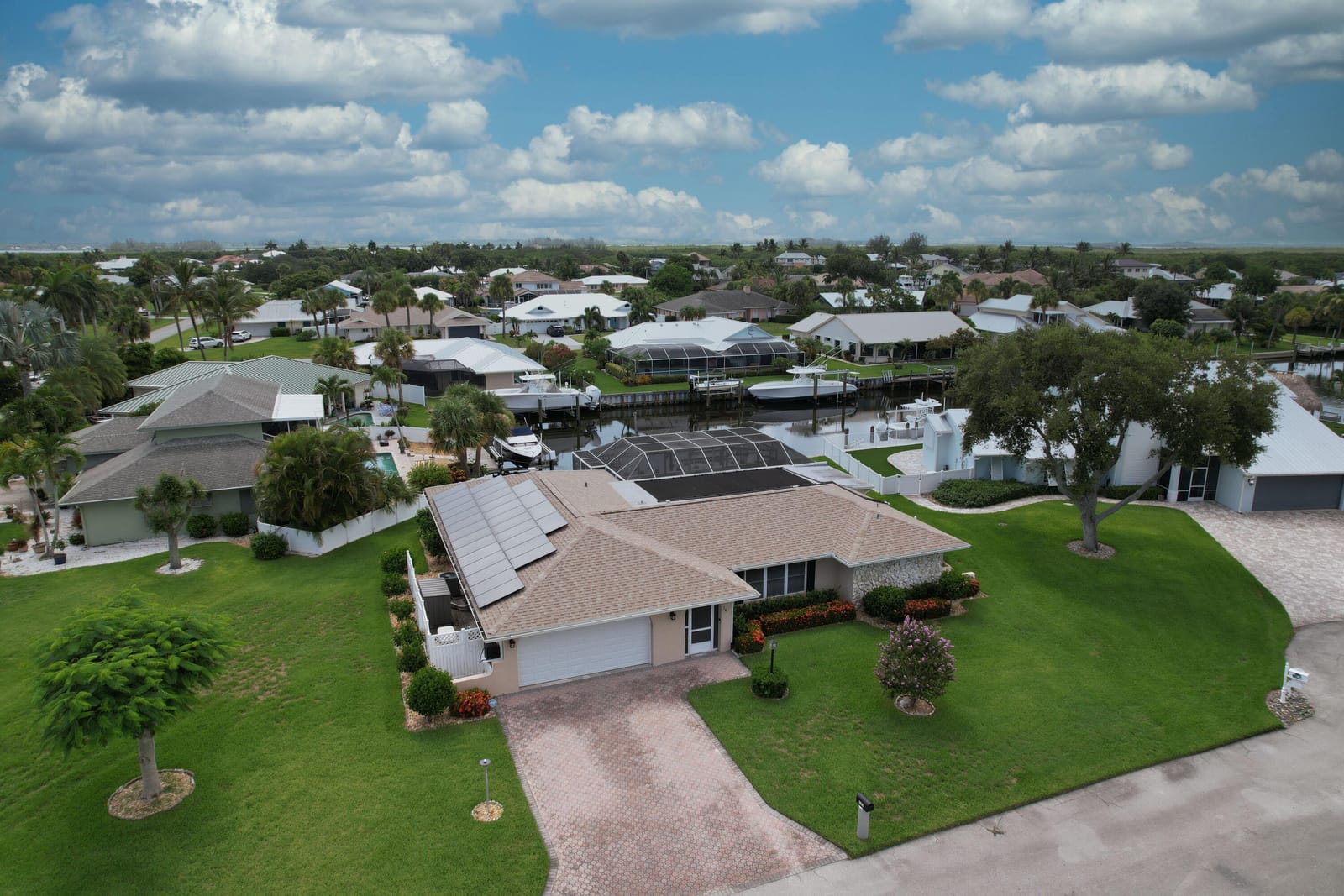 121 Queen Ann Court, Hutchinson Island, FL 34949
