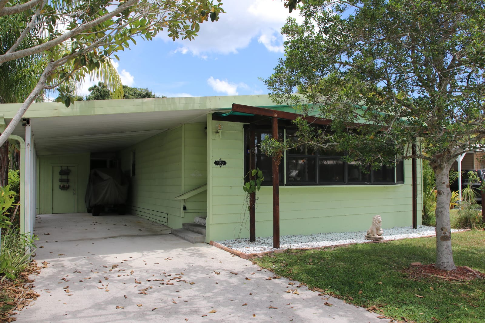 128 W Caribbean, Port St. Lucie, FL 34952