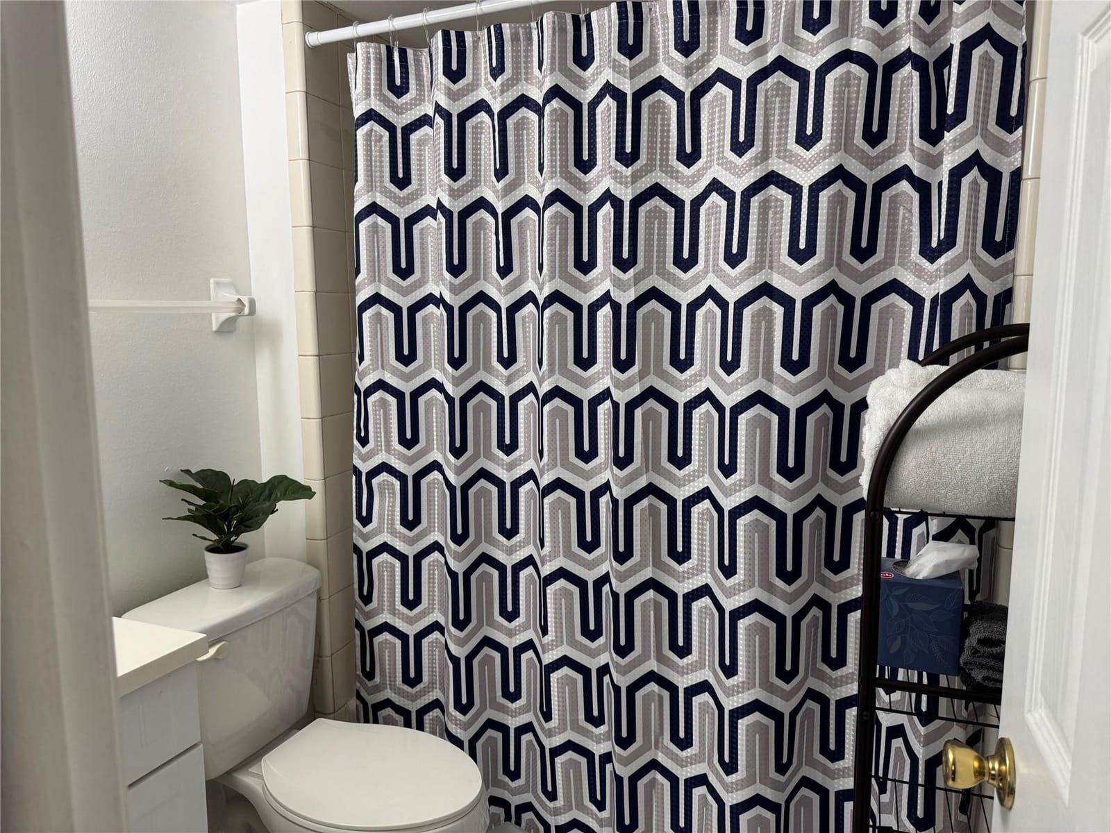 114 Royal Park Drive 3C — photo 12