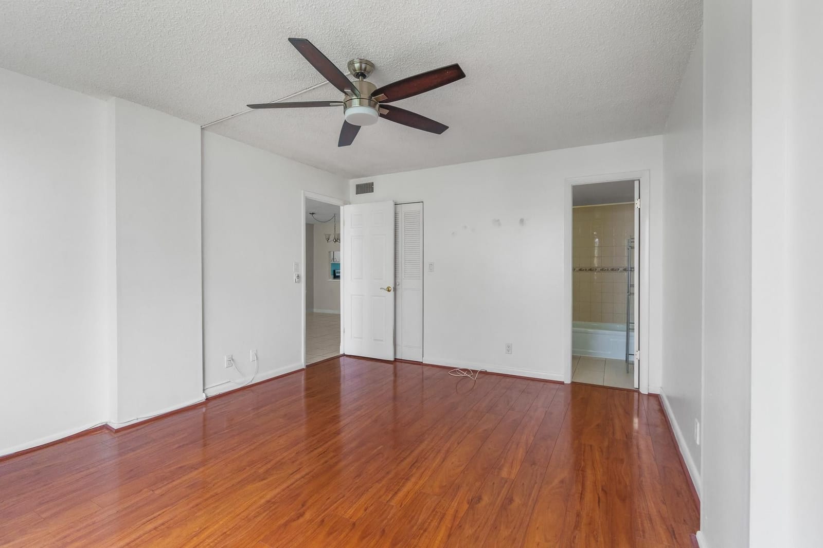 114 Royal Park Drive 3C, Oakland Park, FL 33309 photo 17