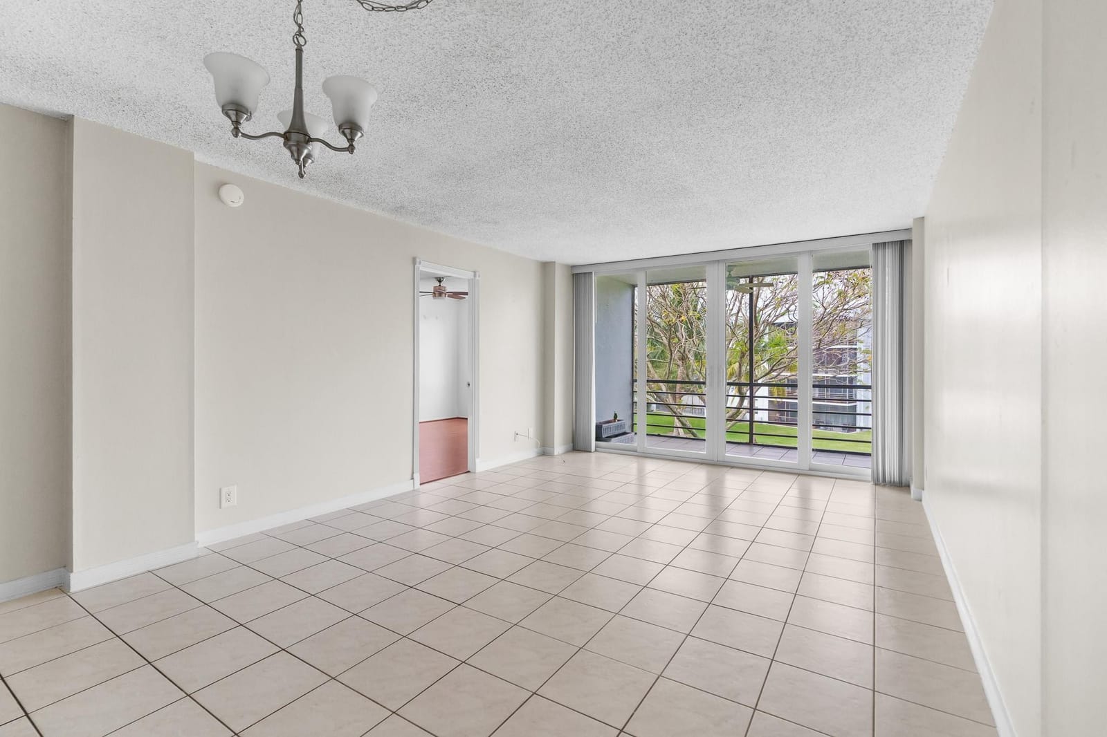 114 Royal Park Drive 3C, Oakland Park, FL 33309 photo 24
