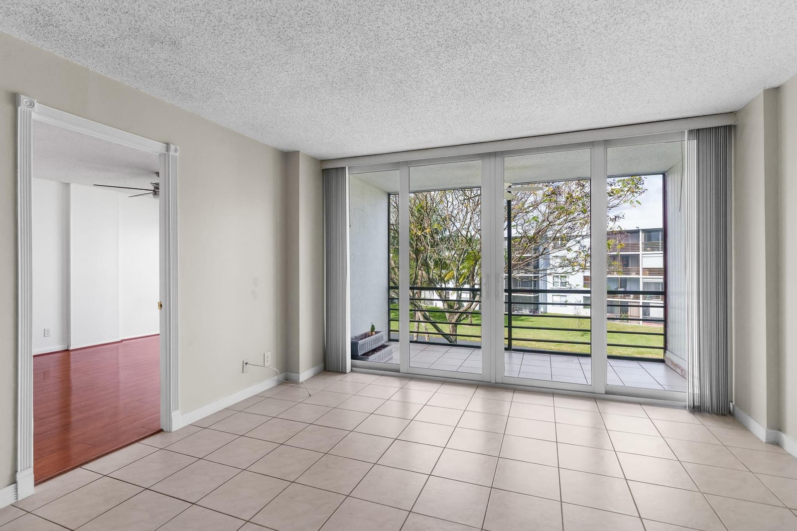 114 Royal Park Drive 3C, Oakland Park, FL 33309 photo 27