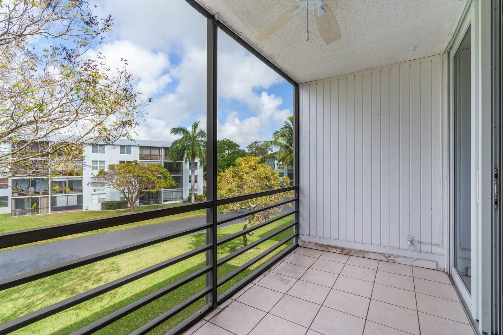 114 Royal Park Drive 3C, Oakland Park, FL 33309 photo 30