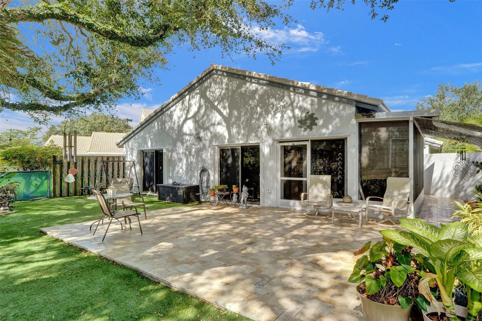 6130 Portsmouth Lane — photo 4