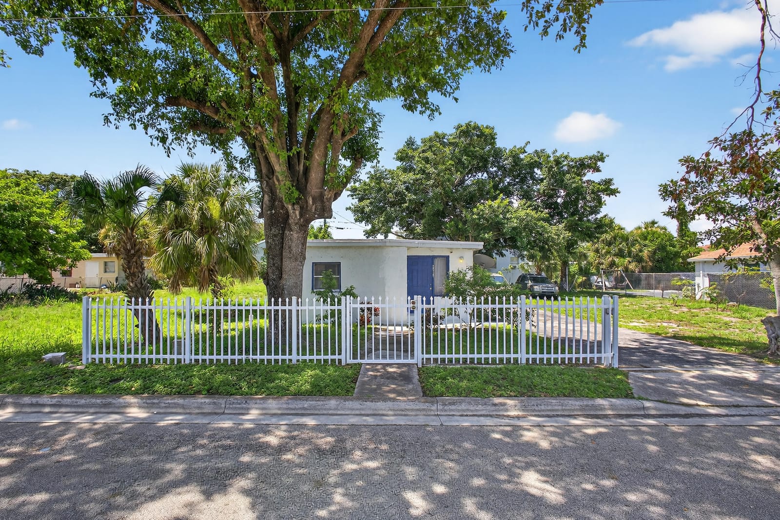 1181 W 32nd Street, Riviera Beach, FL 33404 photo 1