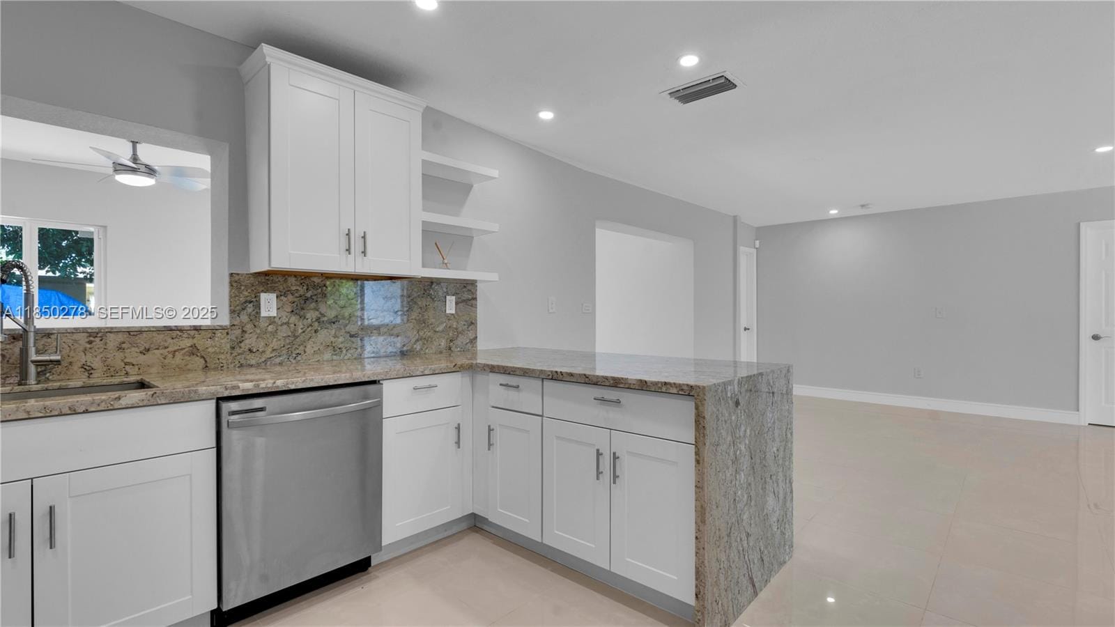 255 NE 164th Street, Miami, FL 33162 photo 16
