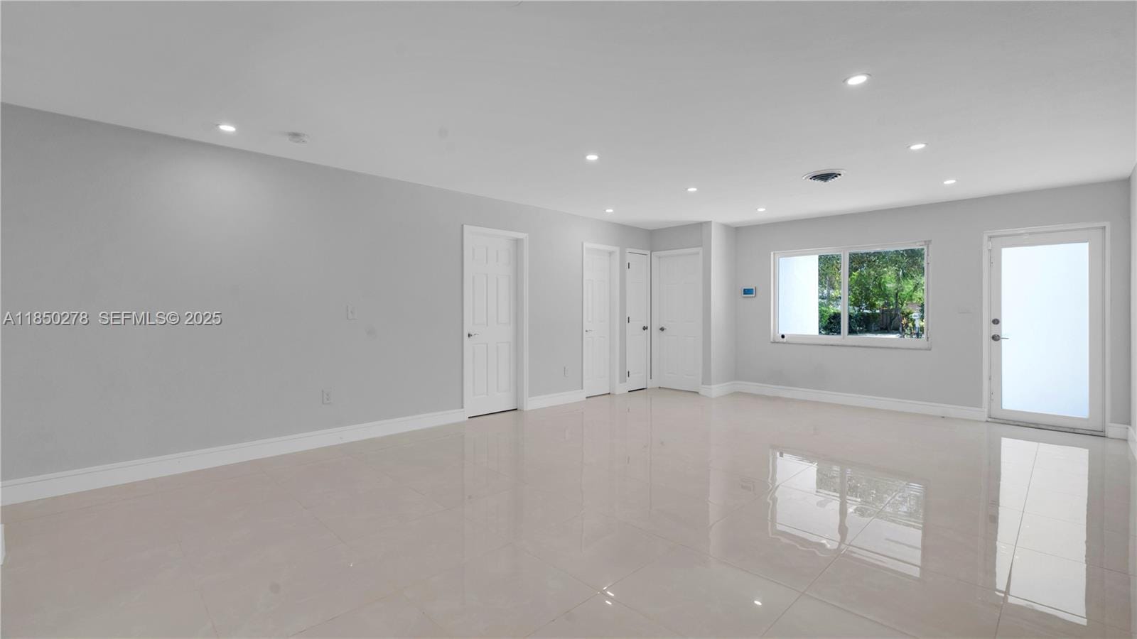 255 NE 164th Street, Miami, FL 33162 photo 18