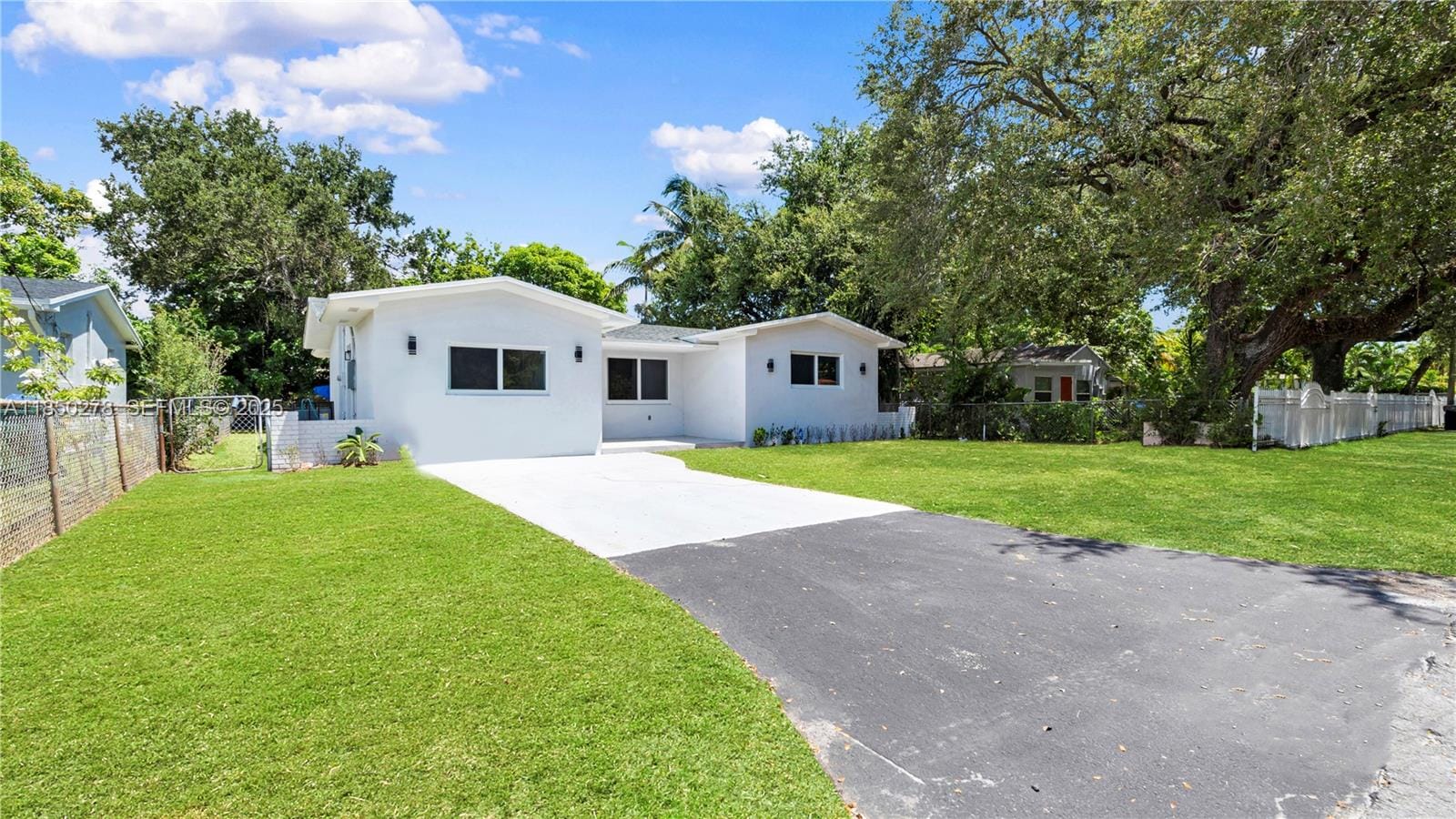 255 NE 164th Street, Miami, FL 33162 photo 21