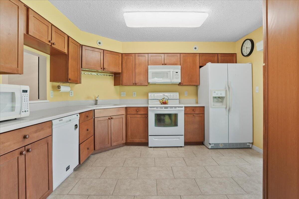 1925 Westminster Circle 1 — photo 2