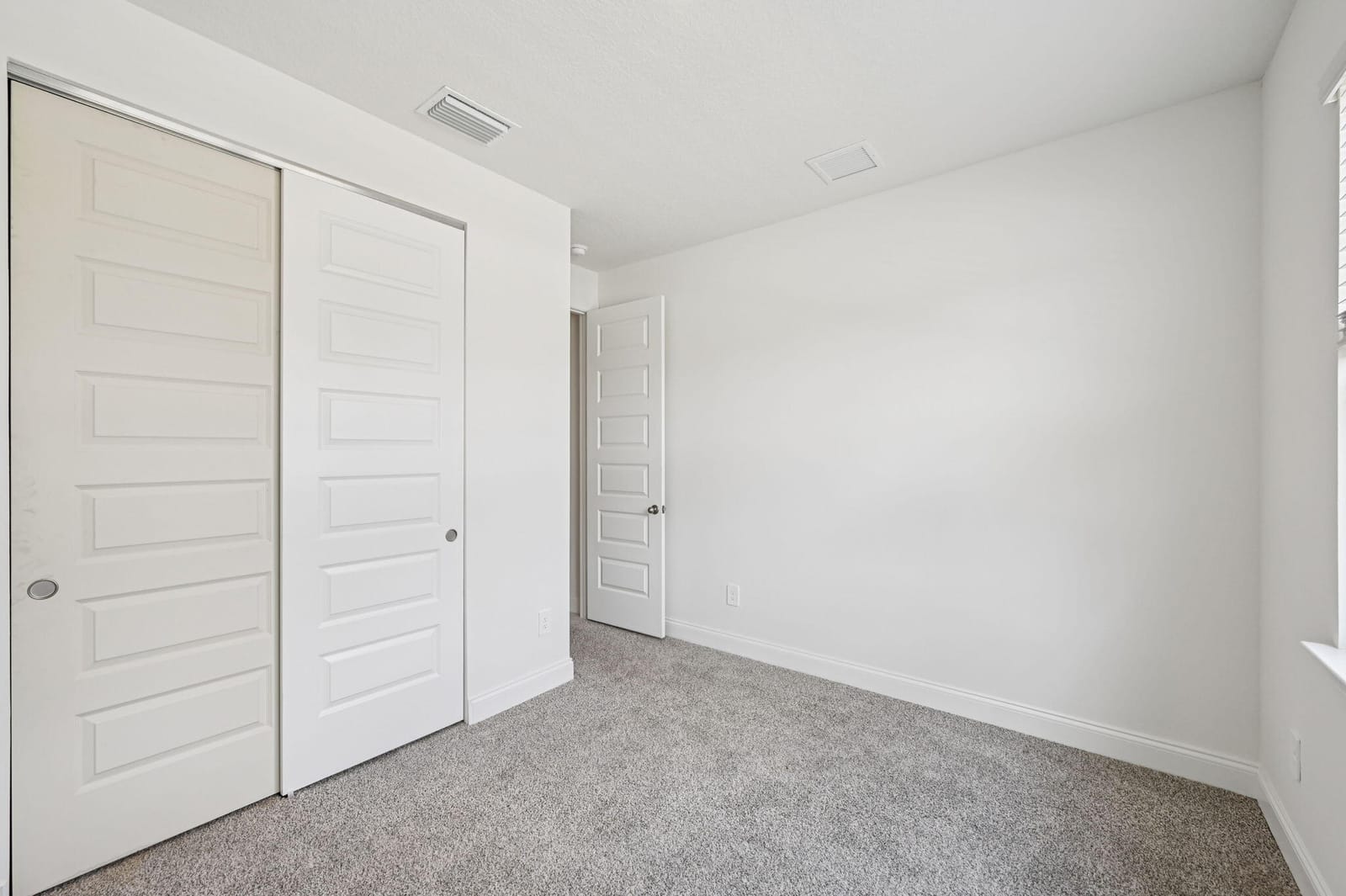 5654 Hampton Park Circle, Vero Beach, FL 32966 photo 15