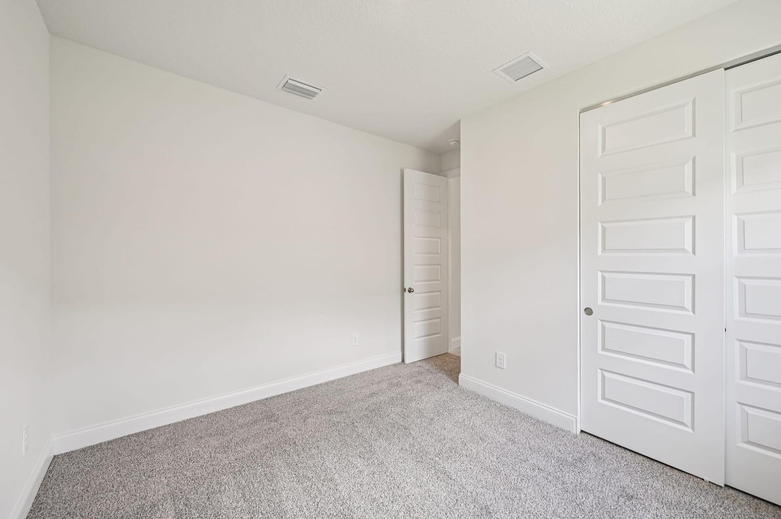 5654 Hampton Park Circle, Vero Beach, FL 32966 photo 18