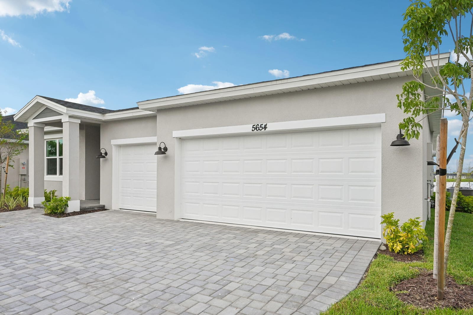 5654 Hampton Park Circle — photo 3