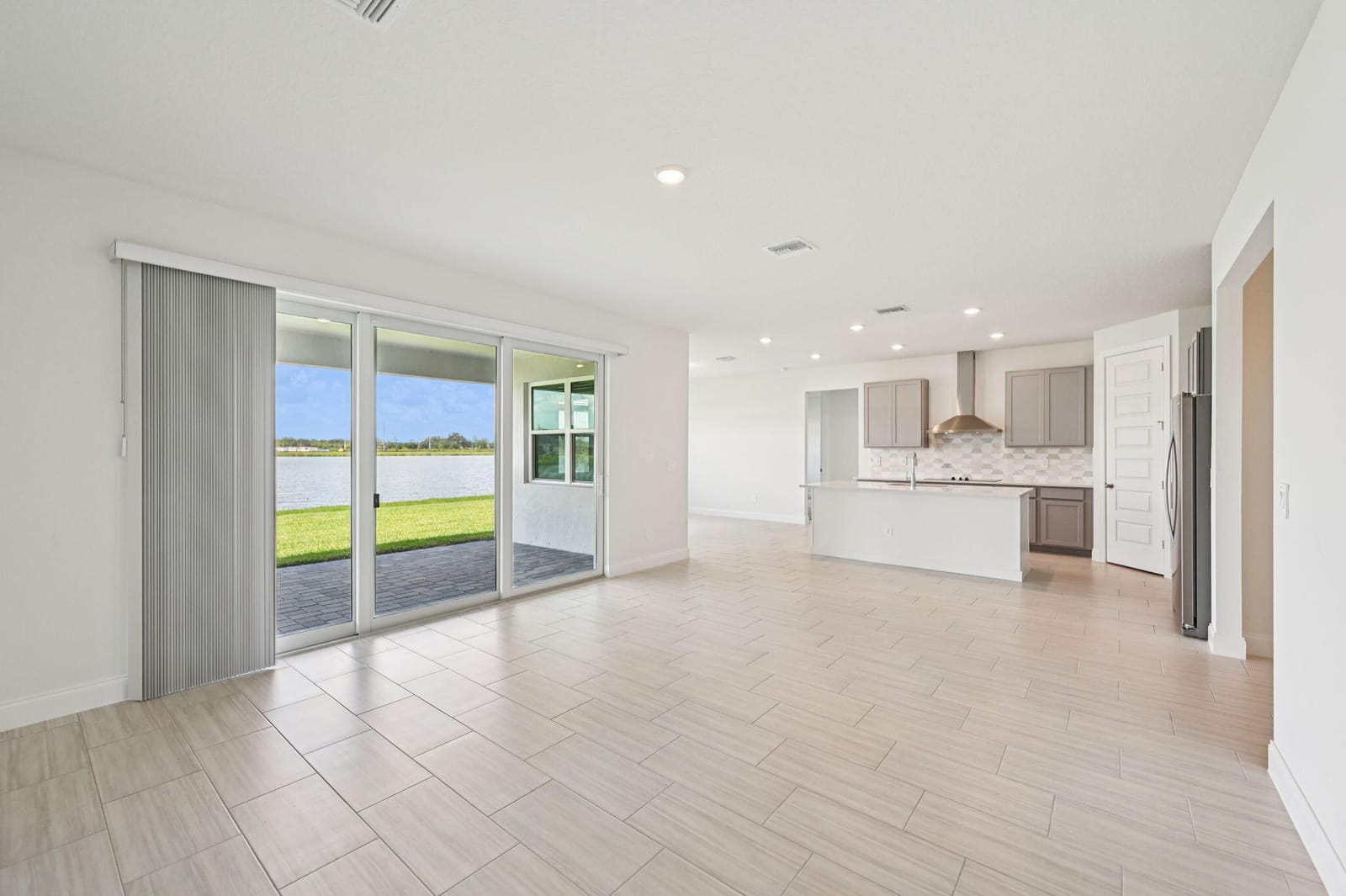 5654 Hampton Park Circle — photo 6