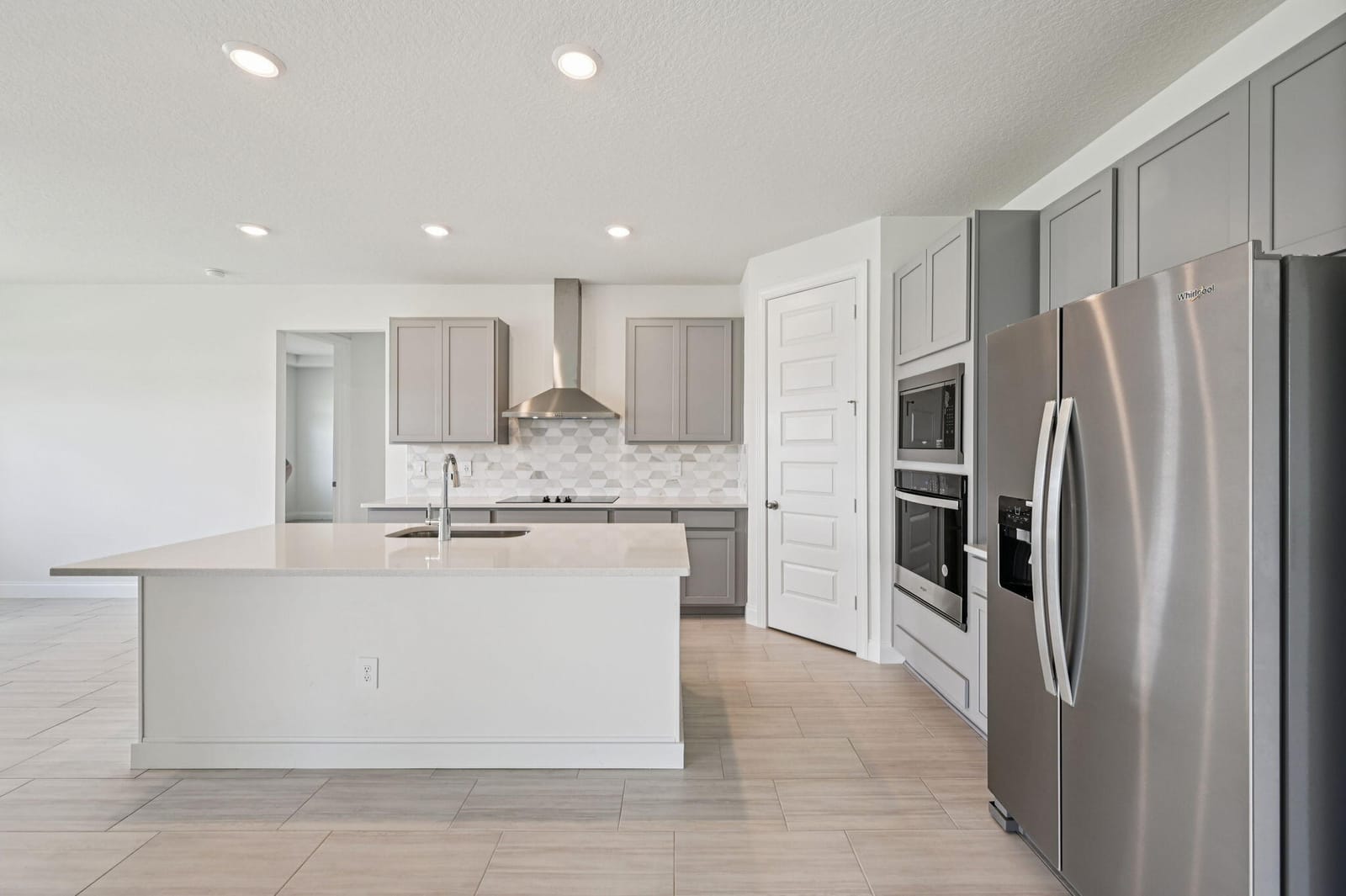 5654 Hampton Park Circle — photo 9