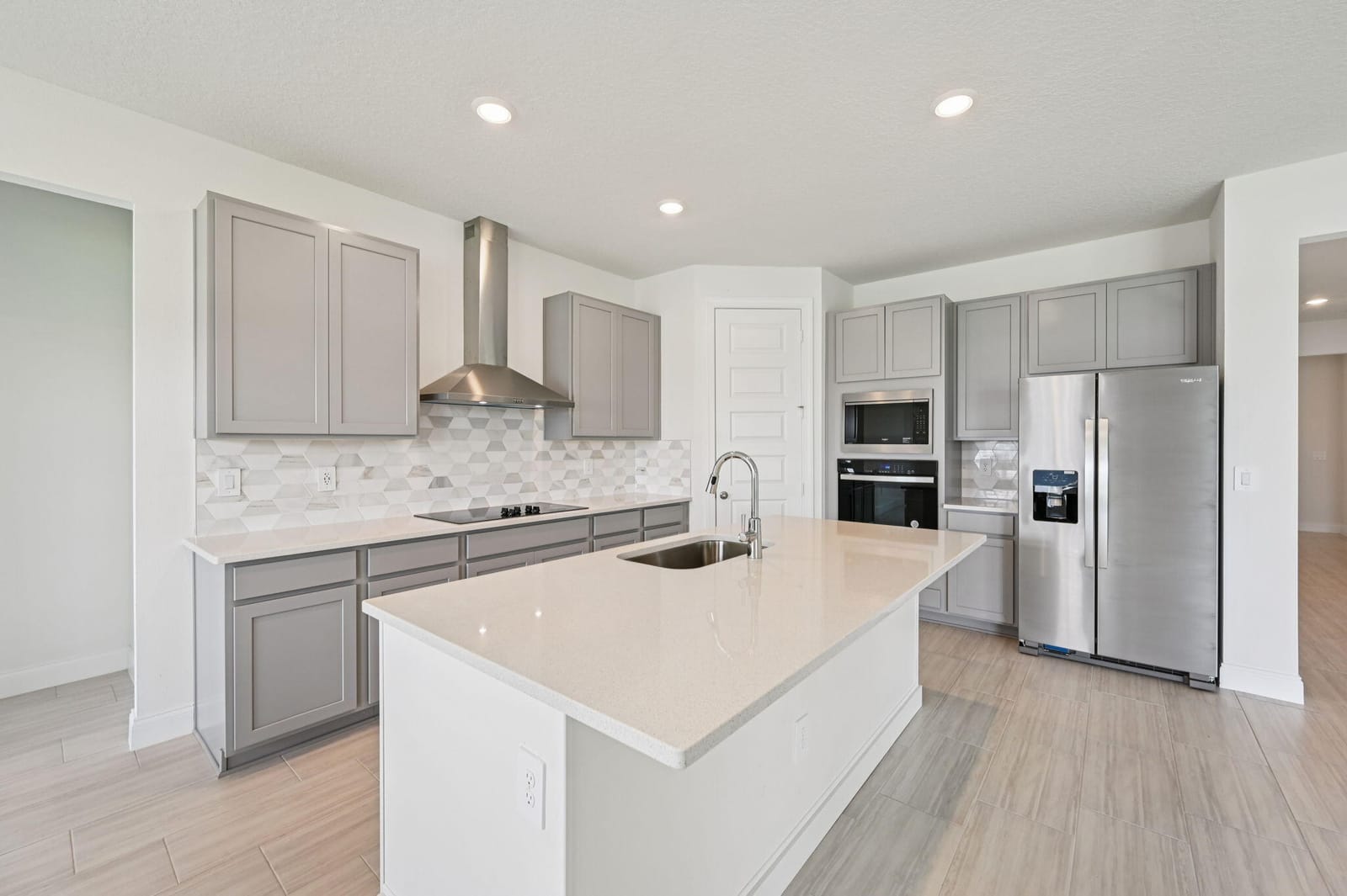 5654 Hampton Park Circle — photo 10