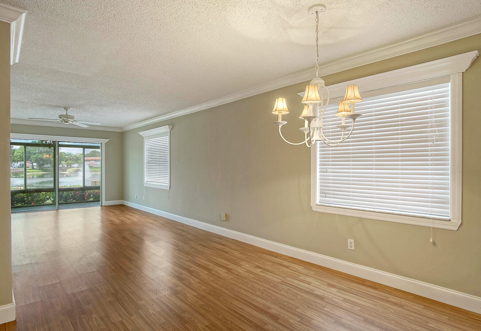 1225 NW 21st Street 3701 — photo 2