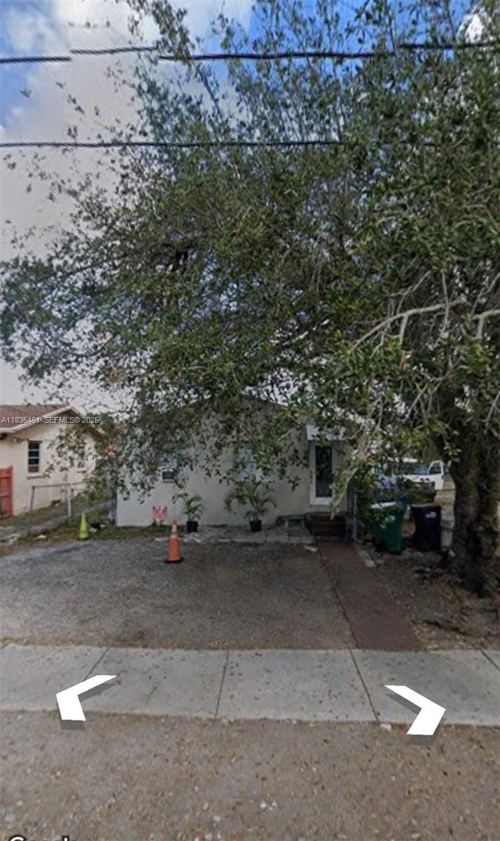 2945 NW 27th Street, Miami, FL 33142