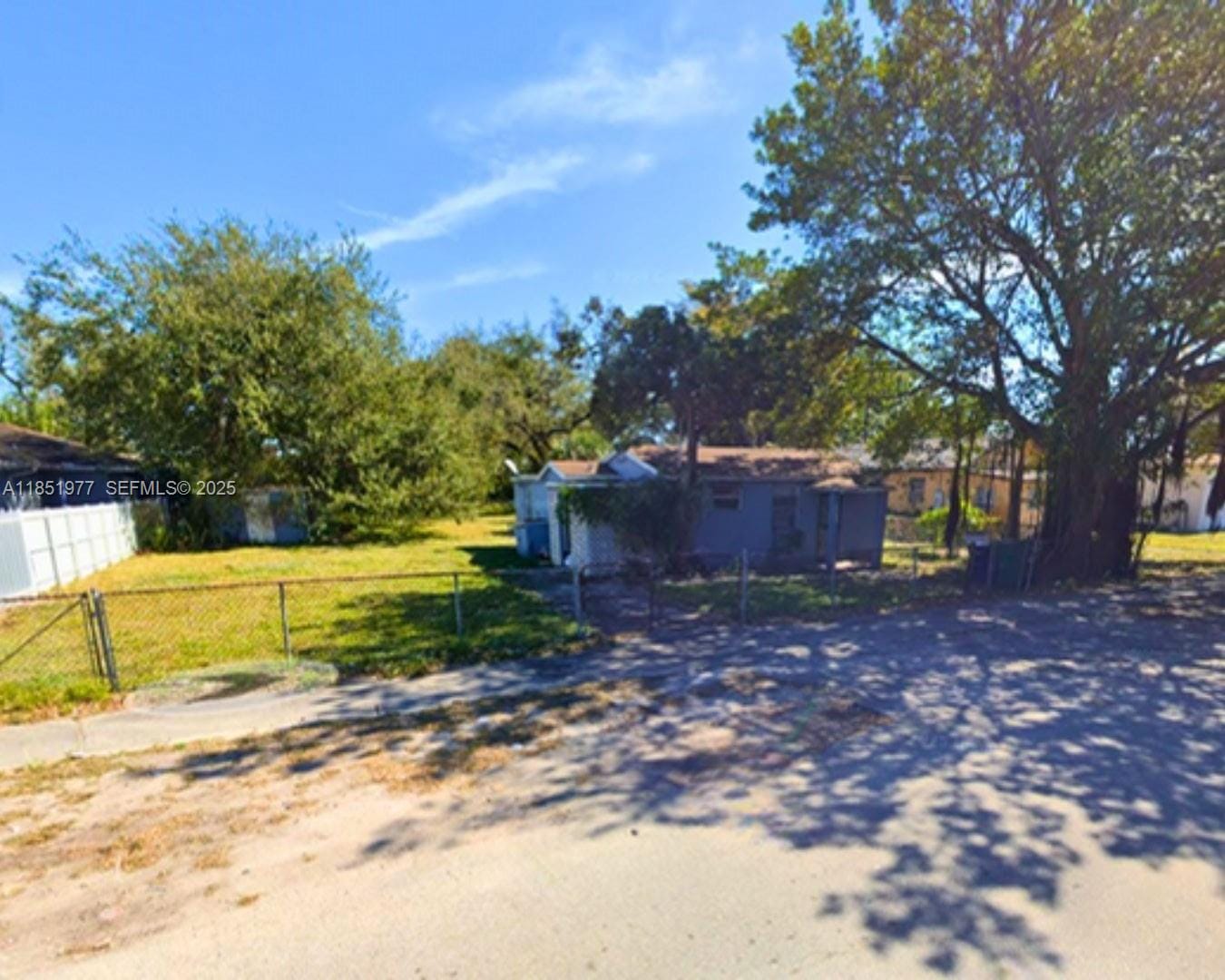 4501 NW 33rd Avenue — photo 2