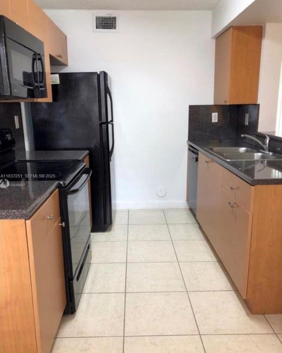 4653 NW 97 21, Doral, FL 33178 photo 5