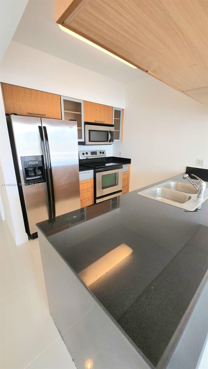 1750 N Bayshore Drive 2010 — photo 4