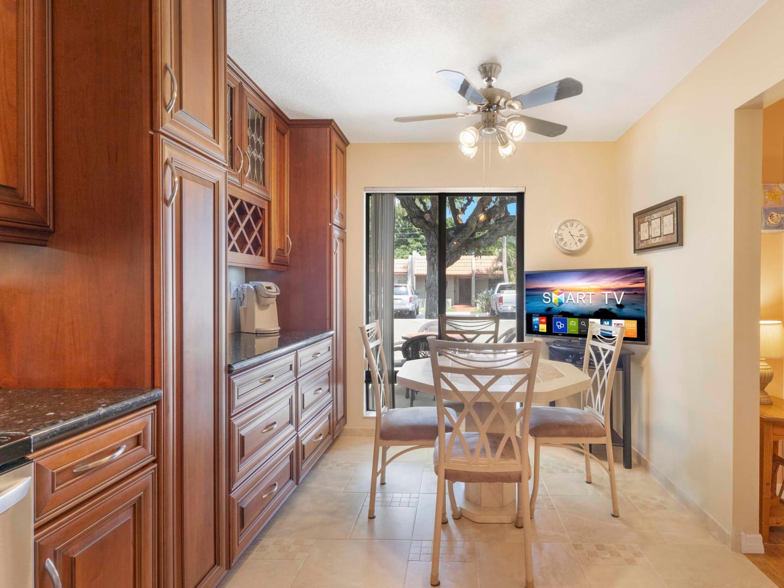 177 SE 7th Street, Deerfield Beach, FL 33441 photo 9