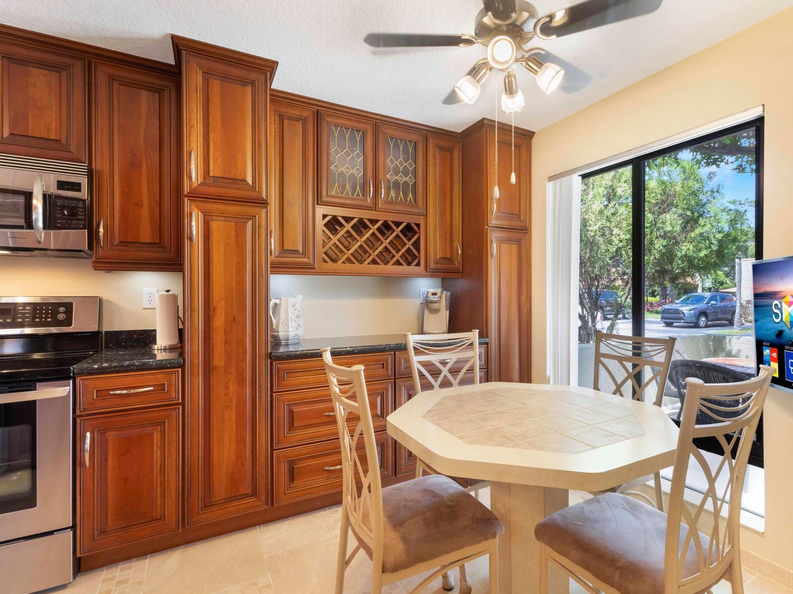 177 SE 7th Street, Deerfield Beach, FL 33441 photo 10