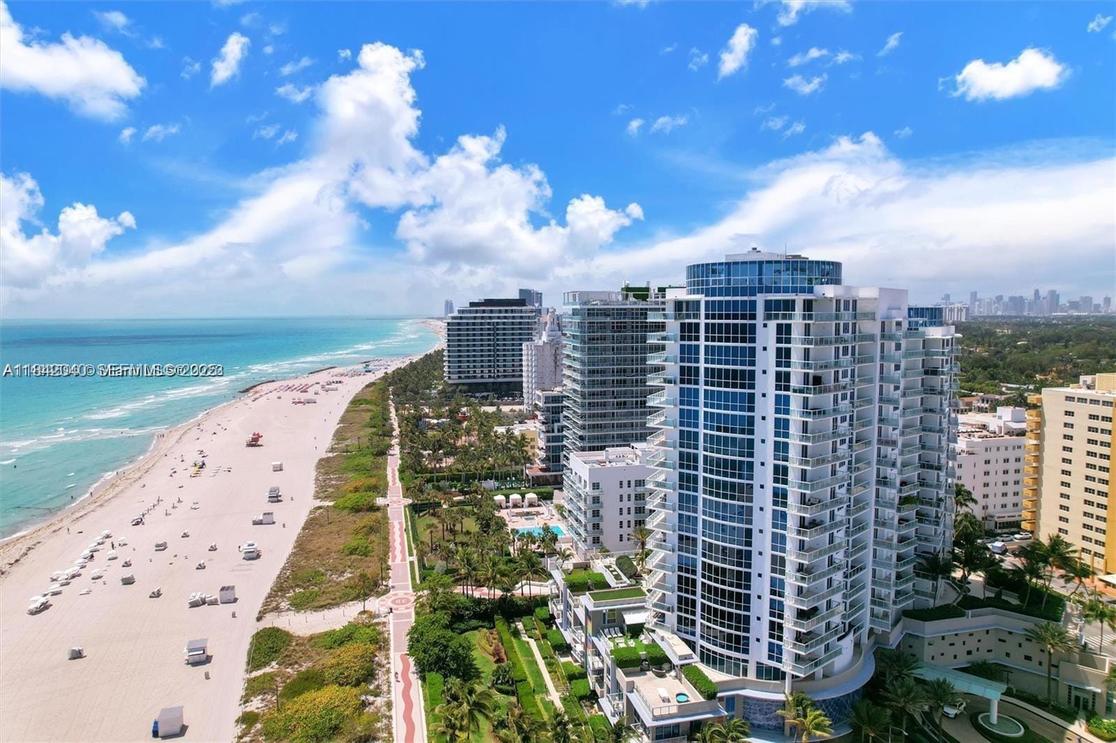 3801 Collins Avenue 1104 — photo 11