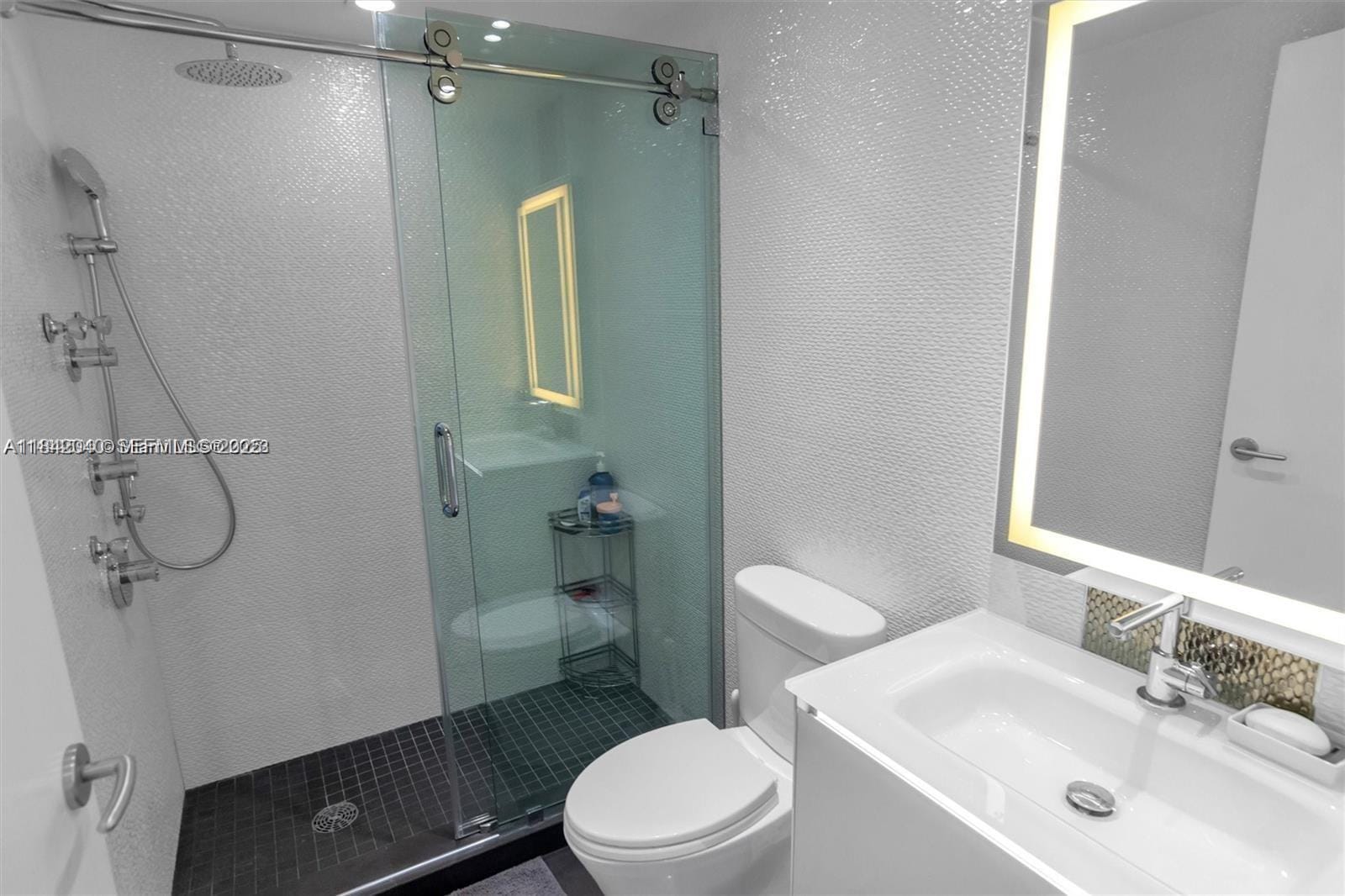 3801 Collins Avenue 1104, Miami Beach, FL 33140 photo 23