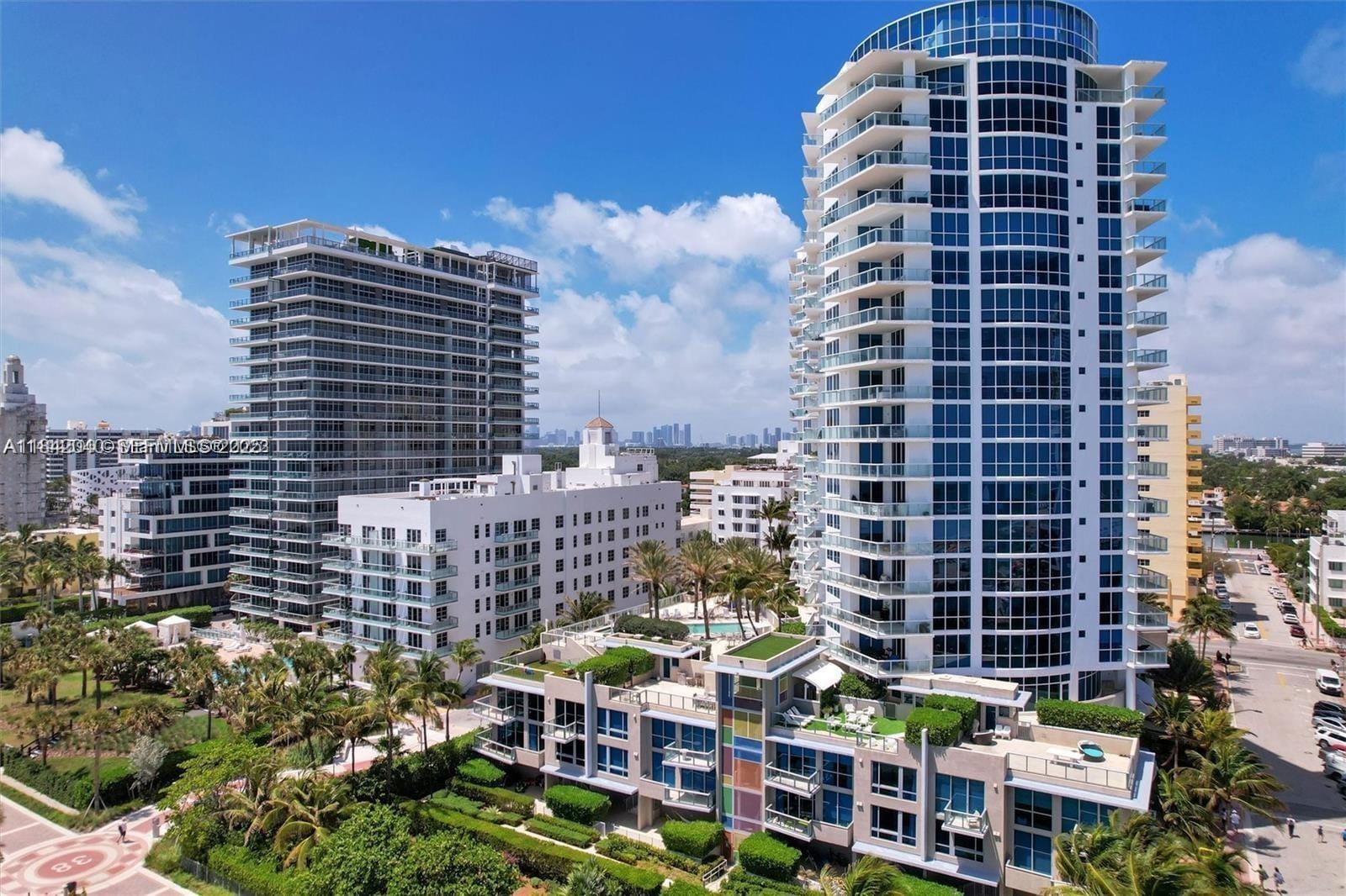 3801 Collins Avenue 1104 — photo 9