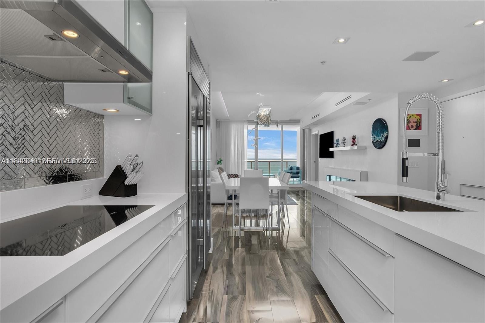3801 Collins Avenue 1104 — photo 10