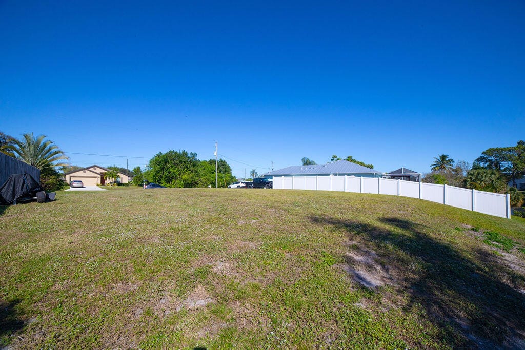 178 NE Dominican Terrace, Port St. Lucie, FL 34983 photo 14