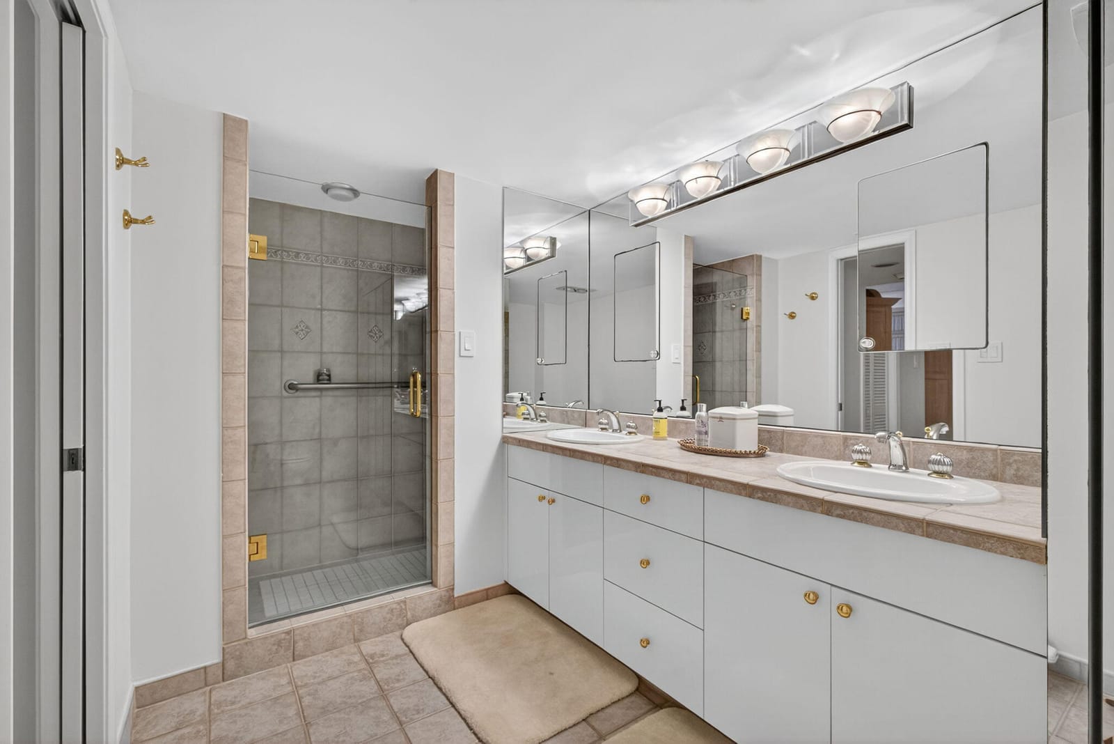 5380 N Ocean Drive 14b, Singer Island, FL 33404 photo 25