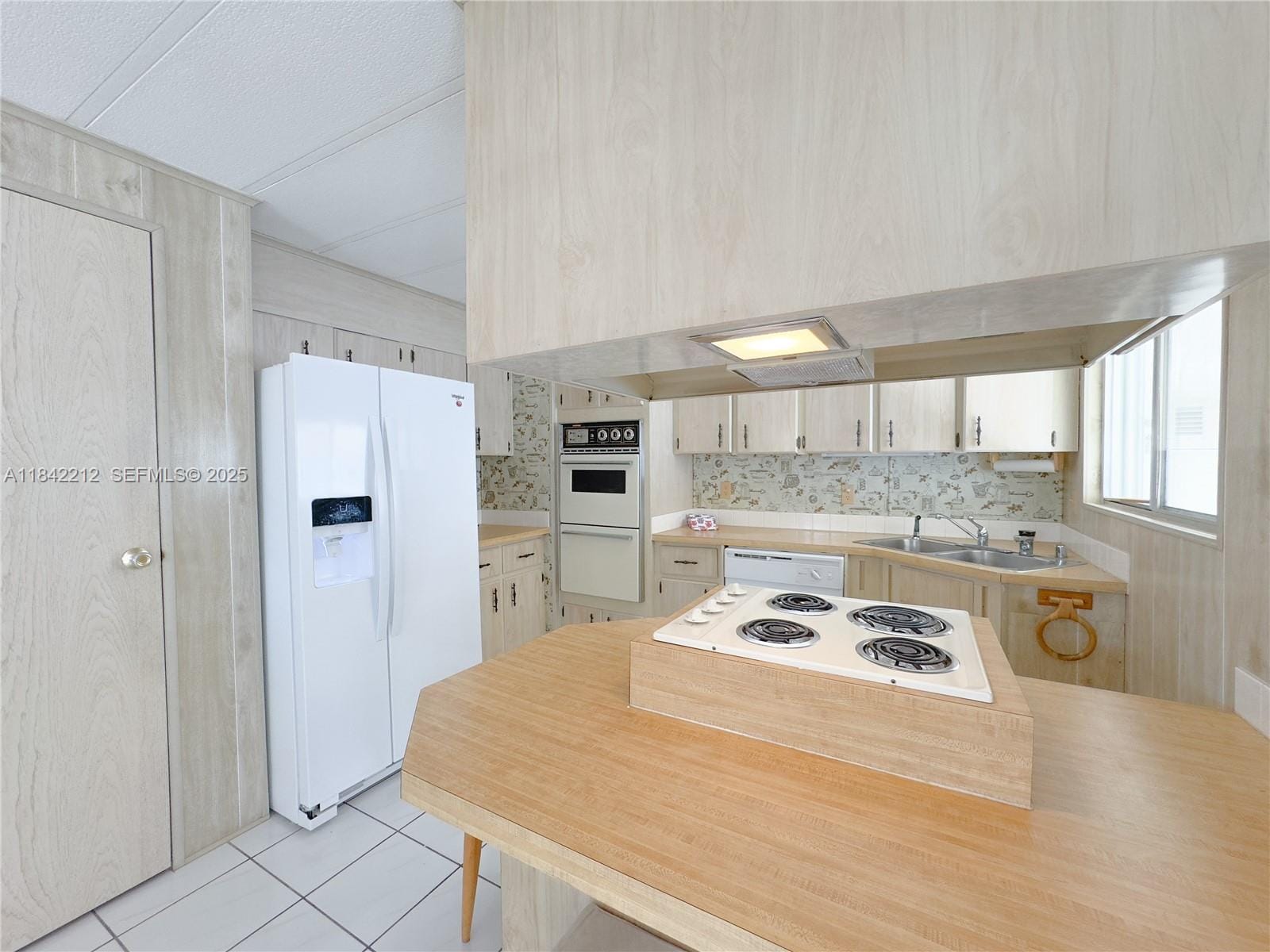 2431 SW 53rd Street, Dania Beach, FL 33312 photo 10