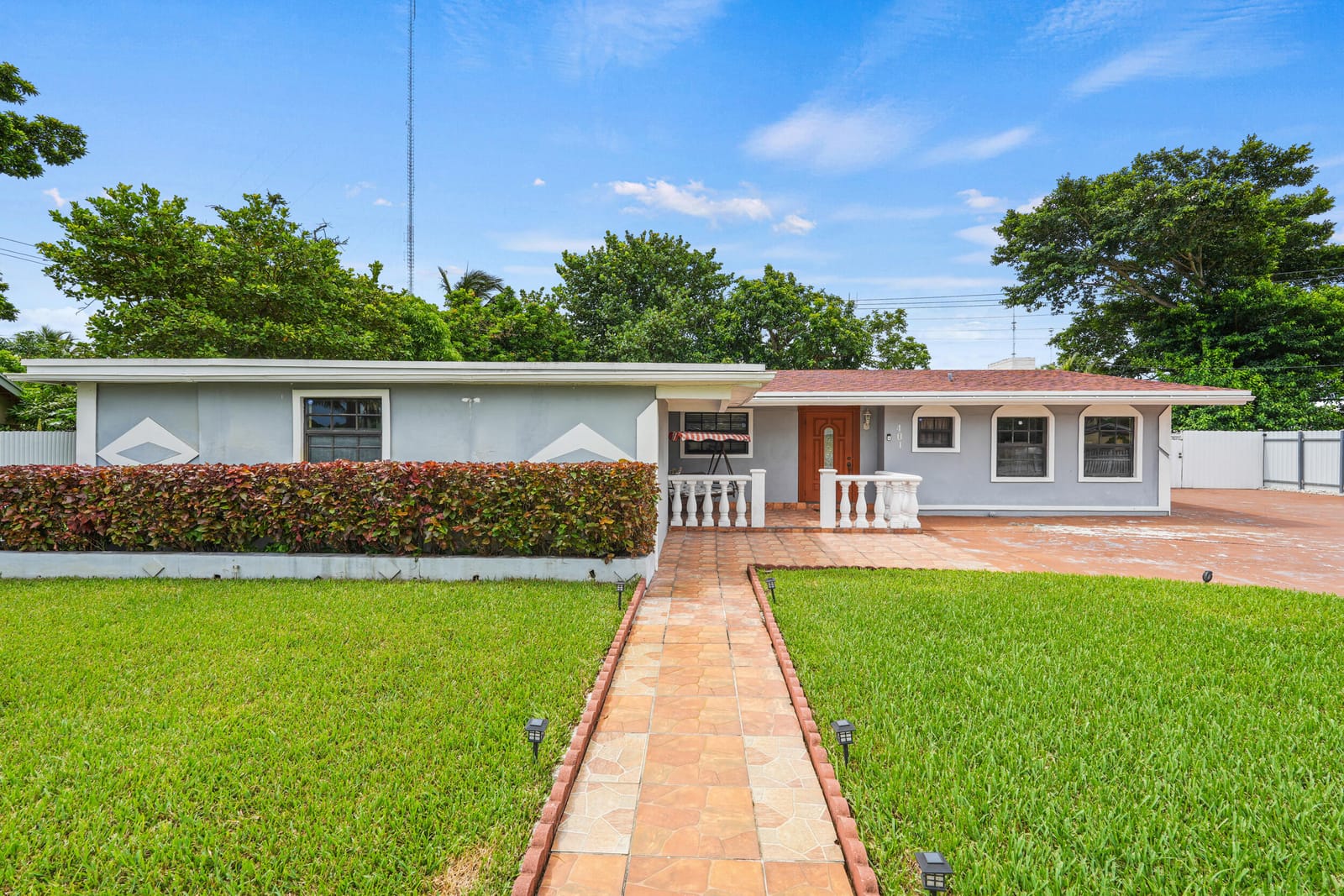 401 NW 198th Street, Miami Gardens, FL 33169 photo 1