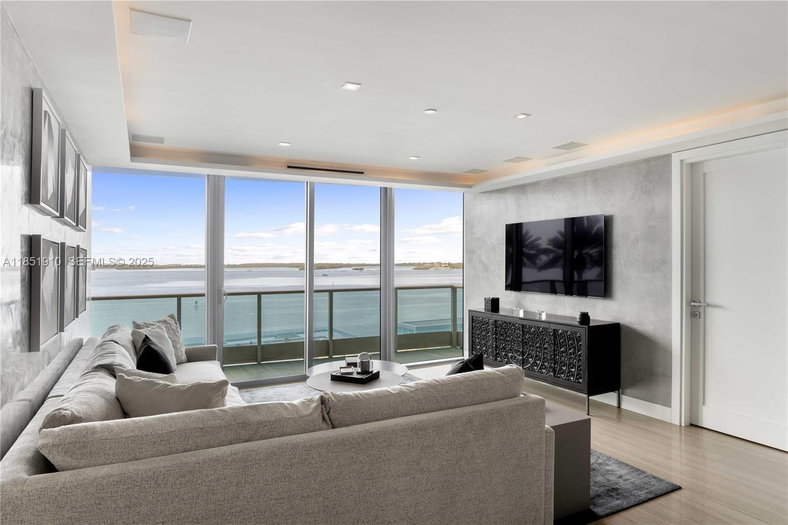 1331 Brickell Bay Drive 909, Miami, FL 33131 photo 23