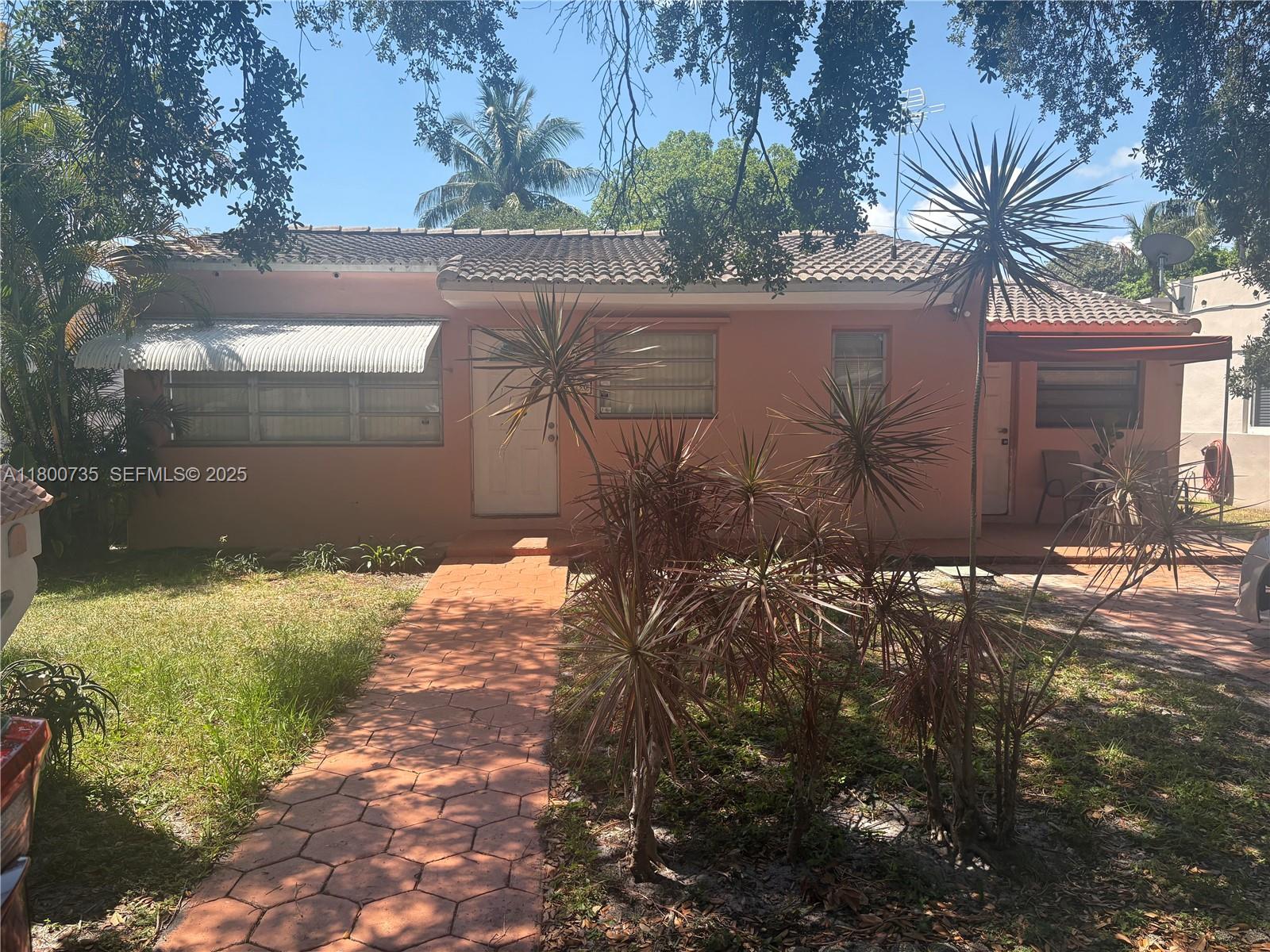 2530 Washington Street, Hollywood, FL 33020, Hollywood