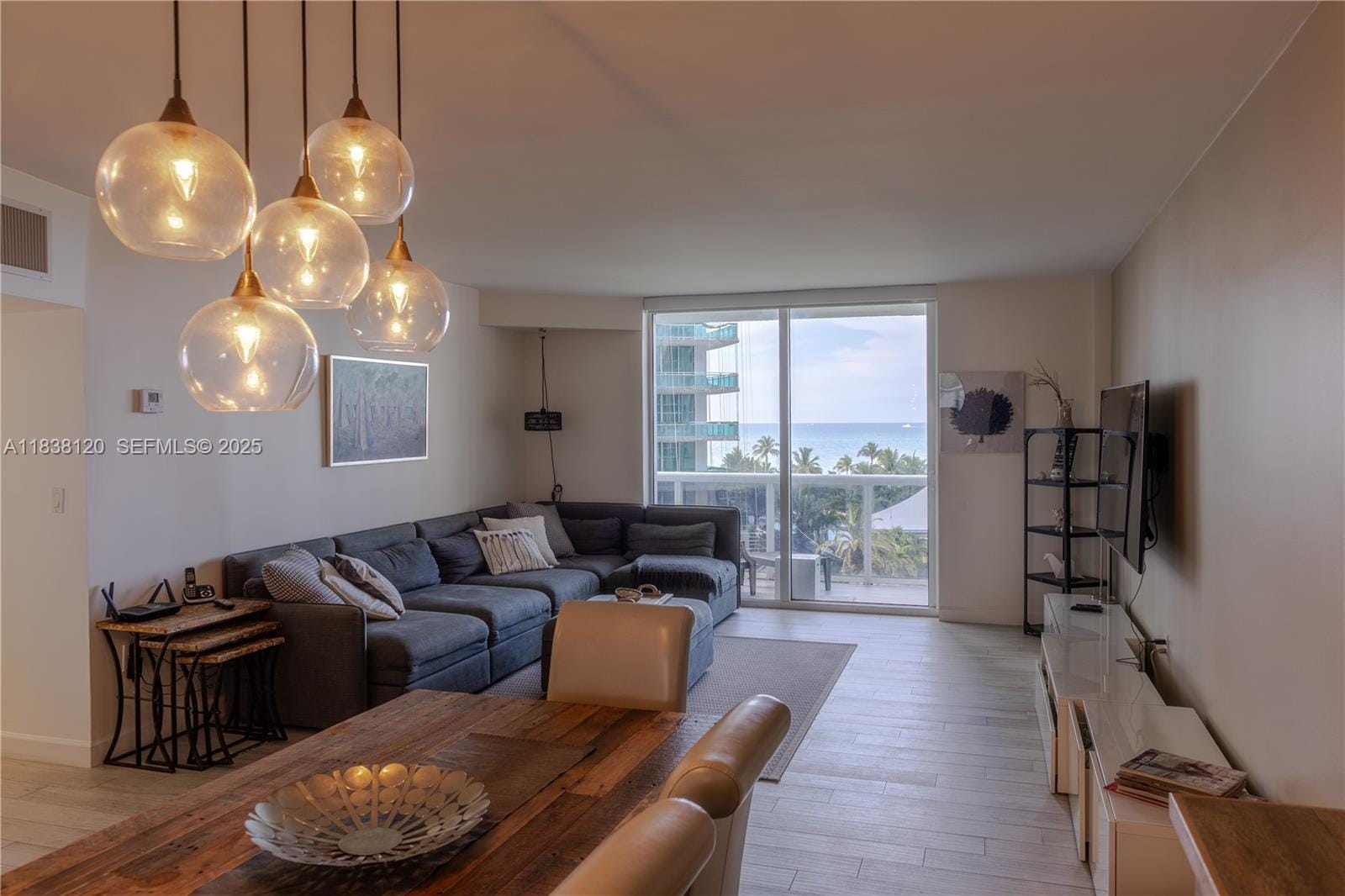 10275 Collins Avenue 634 — photo 5