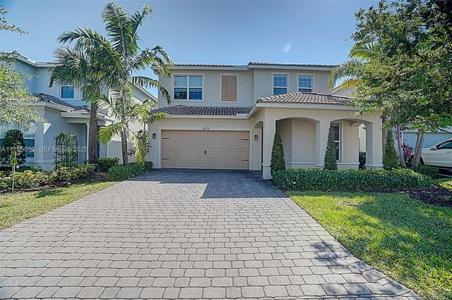 1575 Bursera Terrace, Hollywood, FL 33021
