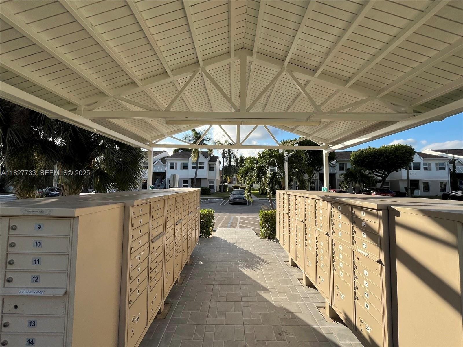 17425 NW 67th Place F-13, Hialeah, FL 33015 photo 25