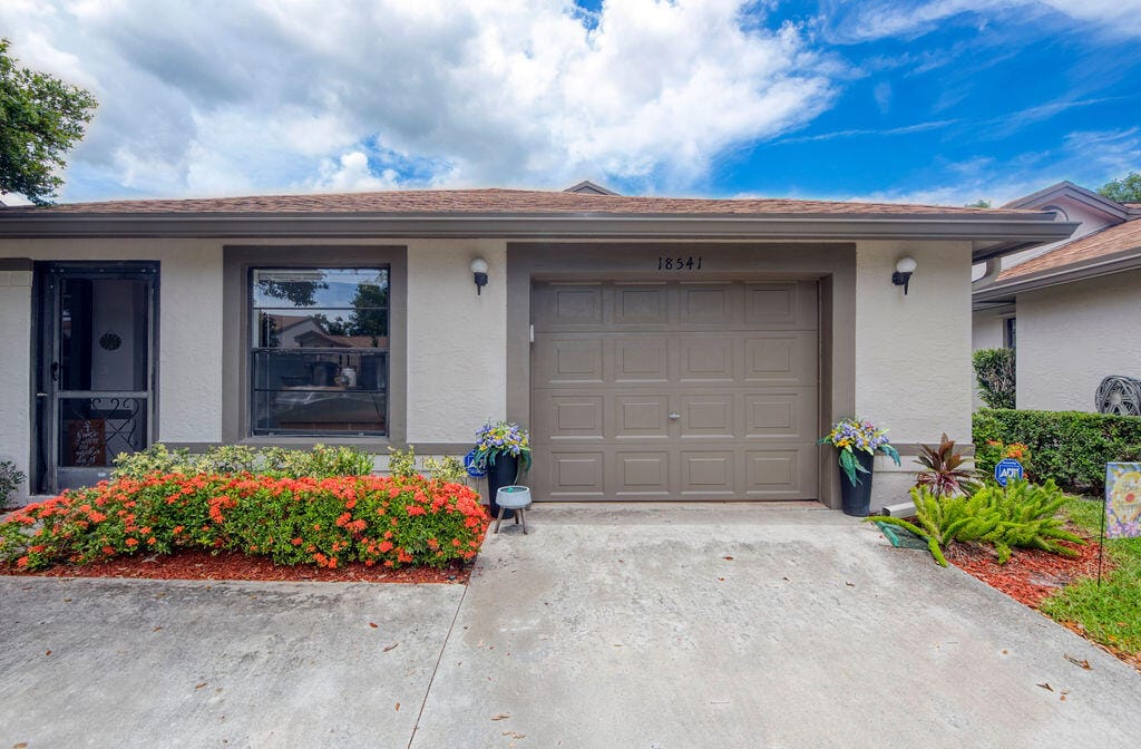 18541 Sunburst Lane, Boca Raton, FL 33496 photo 2