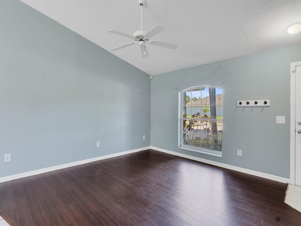 1375 23rd Street SW, Vero Beach, FL 32962 photo 4