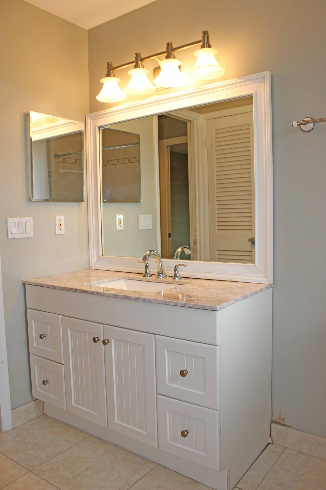 2432 SE St Lucie Boulevard — photo 8