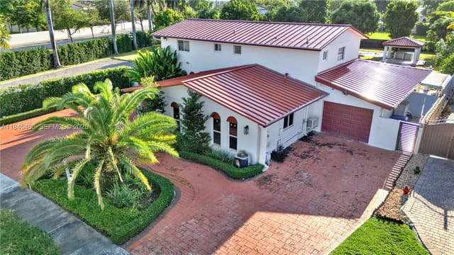 1825 SW 125th Court, sold in International Gardens Sec, Miami, FL
