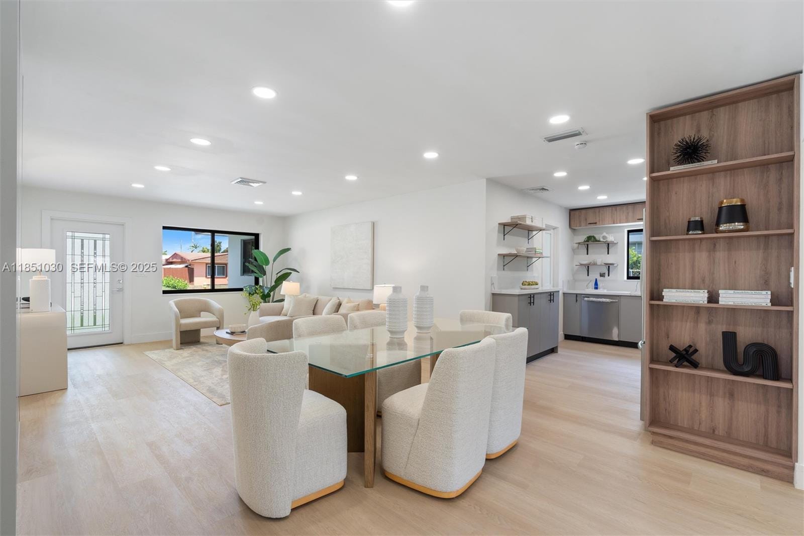 3650 NE 16th Avenue — photo 11