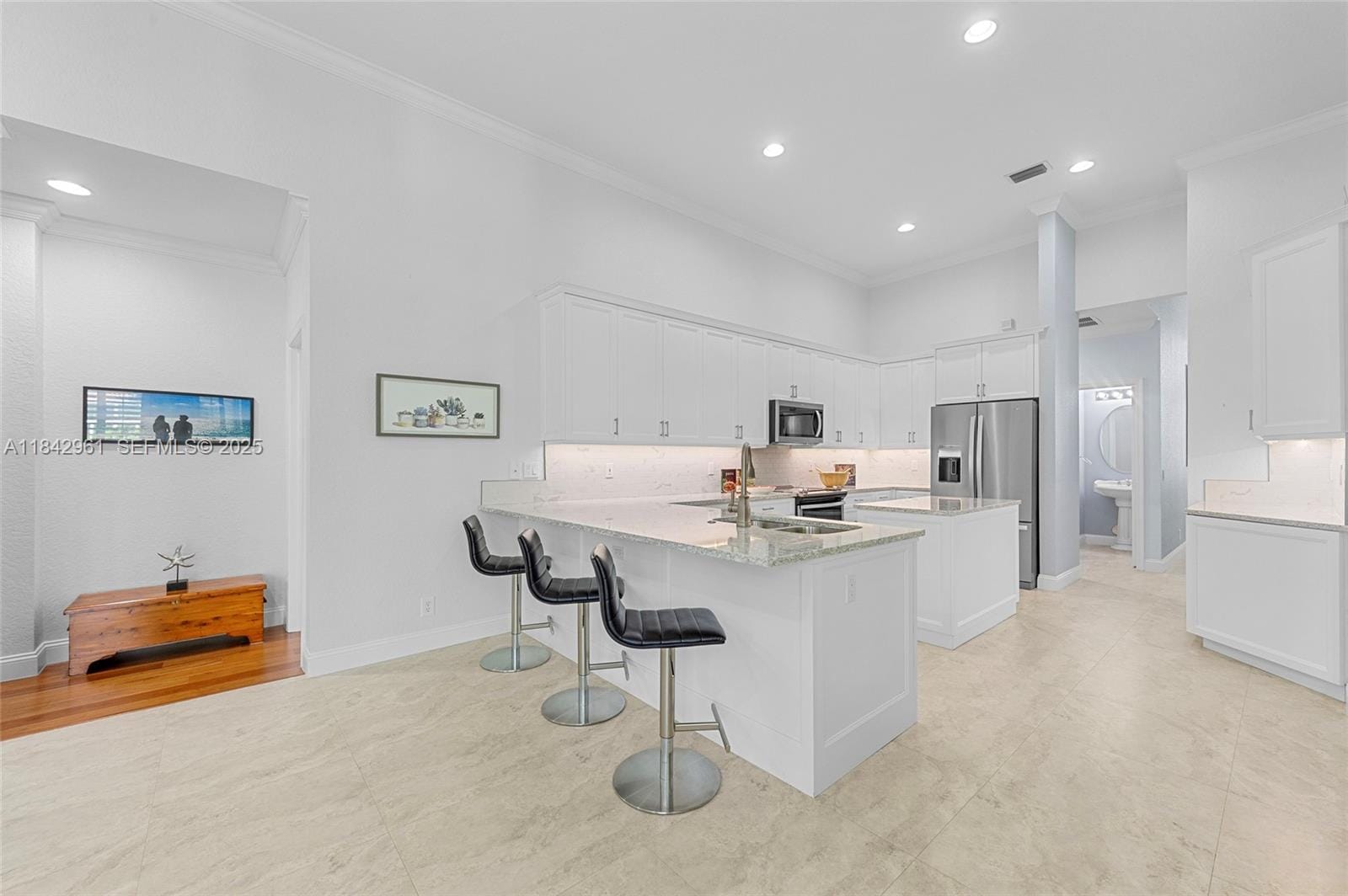 2530 Hunters Run Way, Weston, FL 33327 photo 16