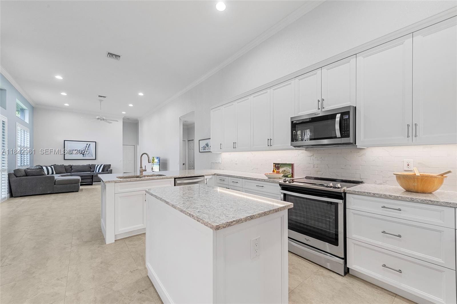2530 Hunters Run Way — photo 10