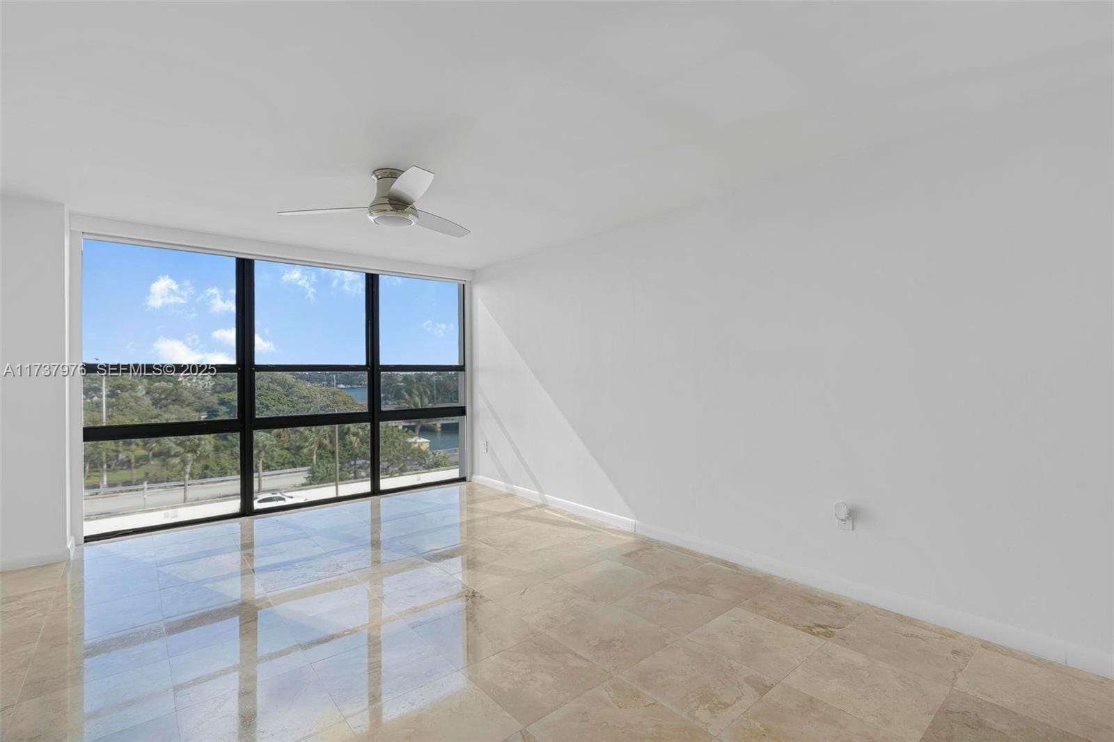 600 NE 36th Street 414, Miami, FL 33137 photo 14